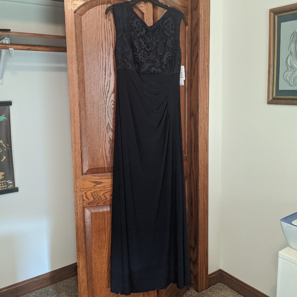 Alex Evenings floor length dress